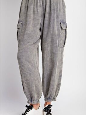 Easel Relaxed gauze Cargo Jogger Pants…Color faded denim